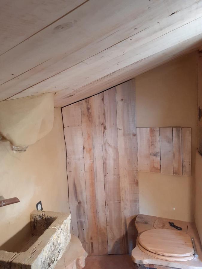 Maison Terre Les Cabanes De Fallot - Sauna Bain-Froid Piscine Naturelle L'isle-Bouzon Екстериор снимка